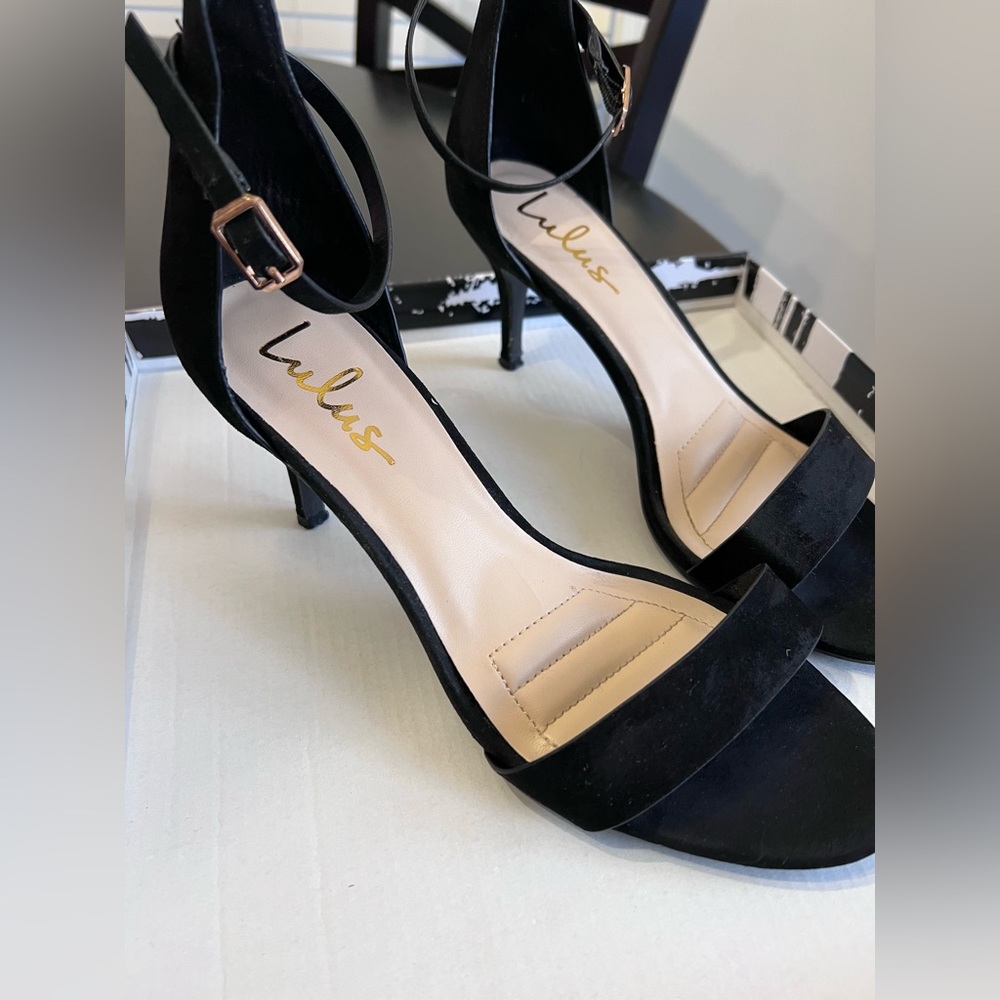 Lulu’s Black Heels